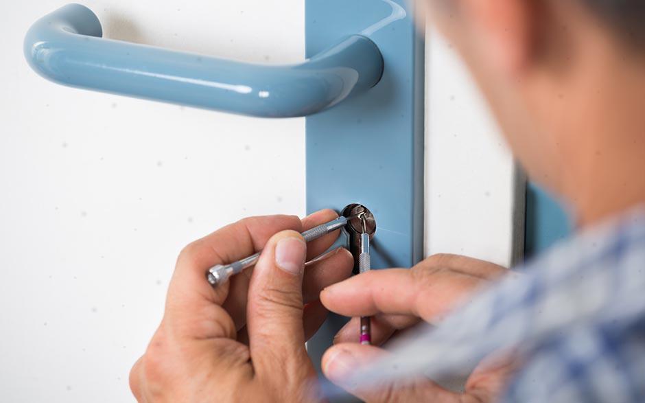 ouvrir une porte blindée claquée Poissy